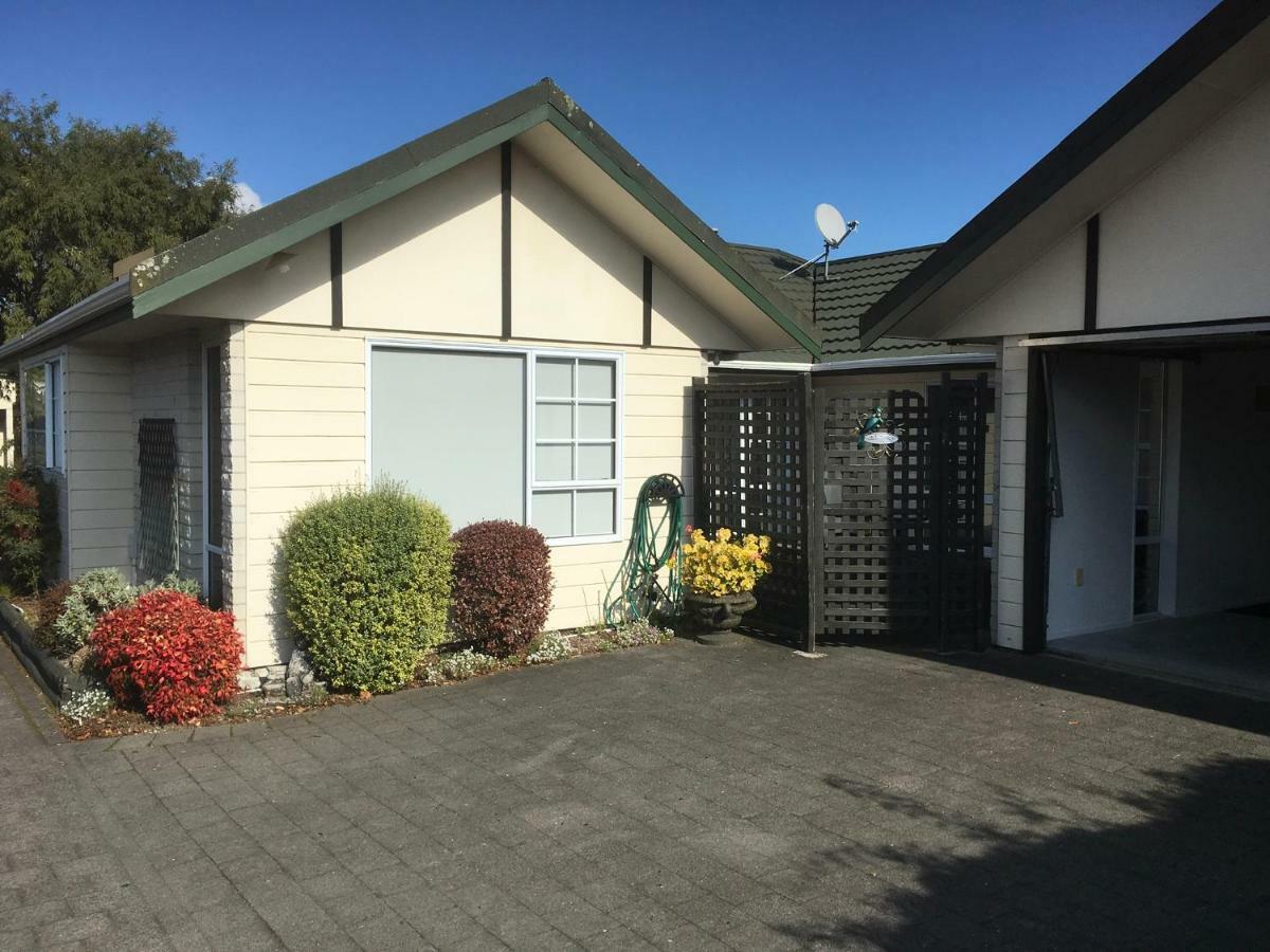 Villa Tui House à Lac Lac Taupo Extérieur photo
